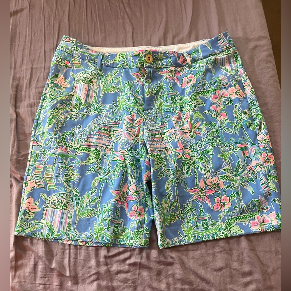 Brand New Lilly Pulitzer Luxletic 9” shorts